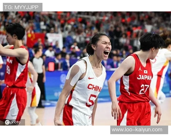 两年前的今天中国女篮险胜日本夺亚运金牌王思雨绝杀成英雄