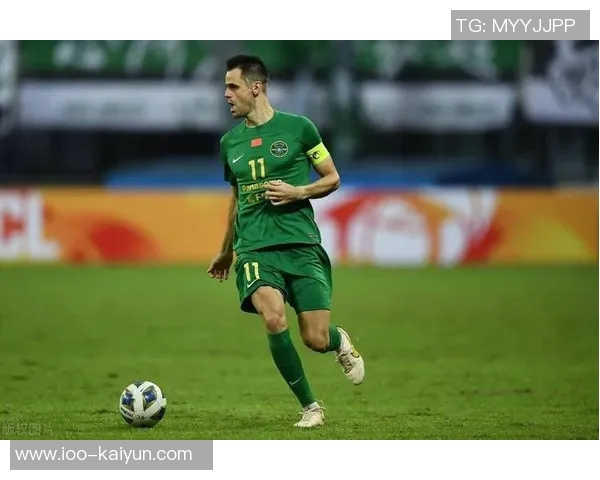 弗兰克谈比赛：下半场表现出色被扳平是足球的常态