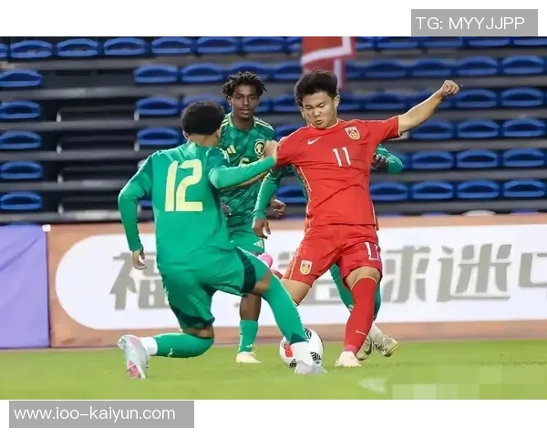 国少开局强势邝兆镭助攻帅惟浩抢点破门早早领先1-0 国少开局强势邝兆镭助攻帅惟浩抢点破门早早领先1-0