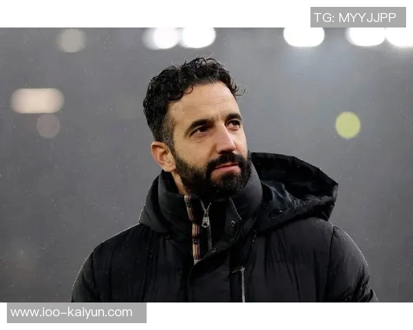 阿莫林严厉警告曼联球员停止心脏病式的失误与压力 阿莫林严厉警告曼联球员停止心脏病式的失误与压力