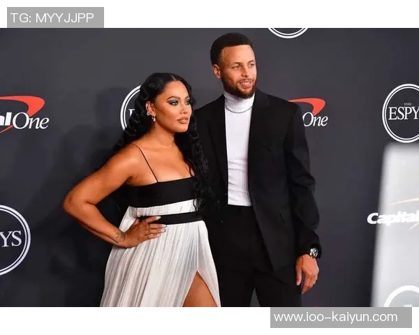 夸梅分析库里与库嫂的信任关系及婚前协议缺失的潜在风险