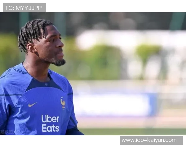 意大利媒体报道罗马计划引进迪萨西和德拉古辛加强后防线