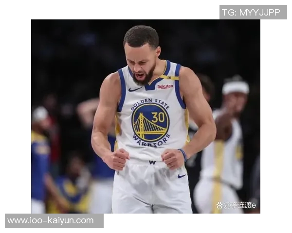 快船与勇士上半场激战小卡表现出色库里紧追不舍比分胶着仅差4分